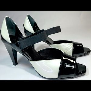 Amalfi by Rangoni -Retro heels